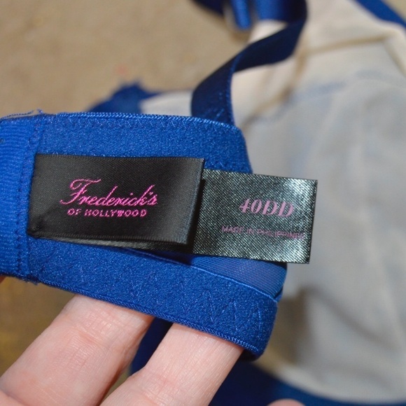 40DD Frederick’s‎ of Hollywood Lace Underwire Bra, Royal Blue - Picture 4 of 8
